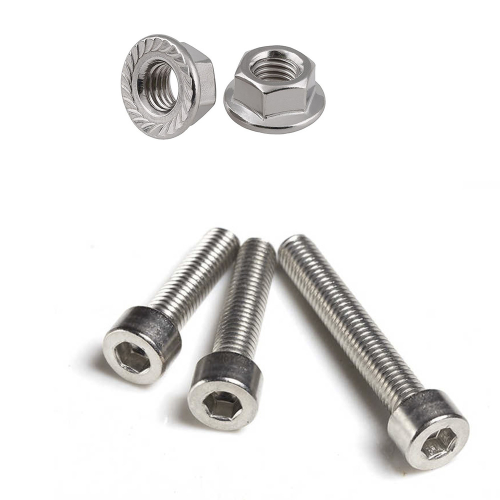 Набор винтов с гайками М4 DIN 912
